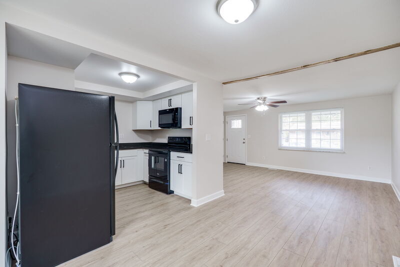 Dayton House: 4540 Pennyston Ave