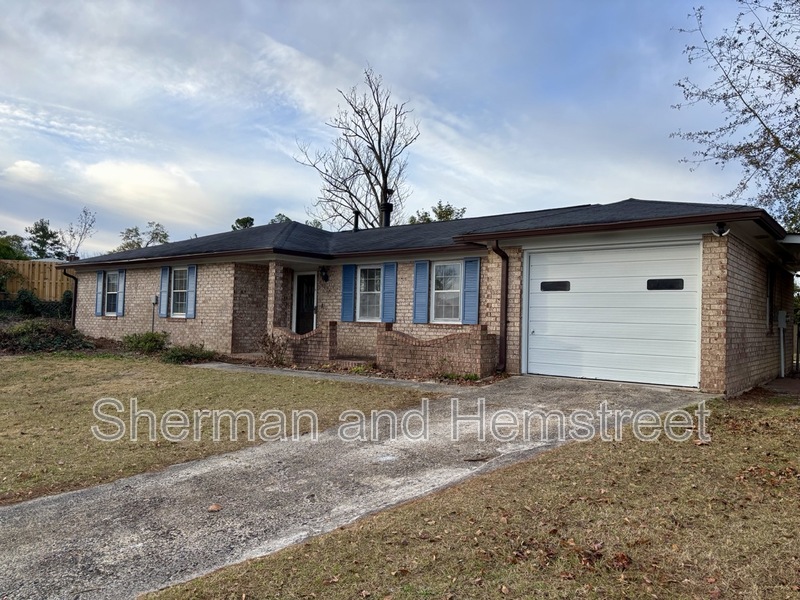 Martinez House: 263 Fairfax Place