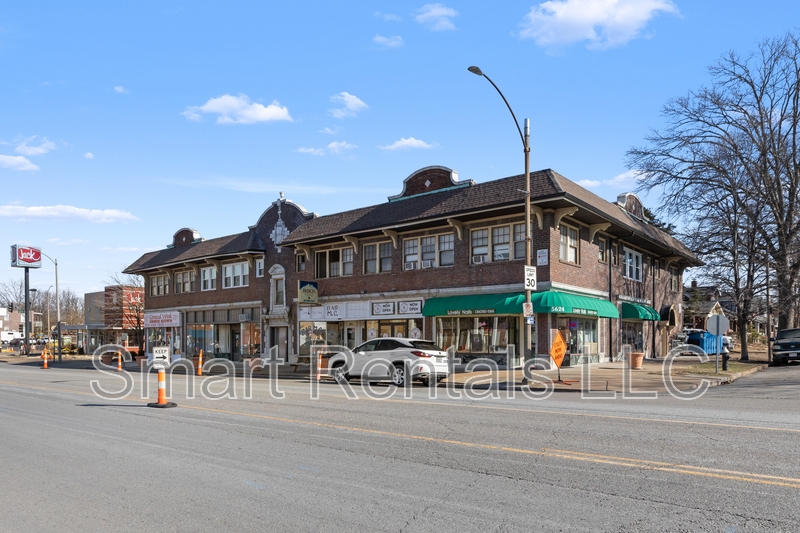 St. Louis Condo: 5618 South Grand Boulevard - 10