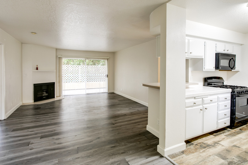 Los Angeles Condo: 3775 Beethoven St