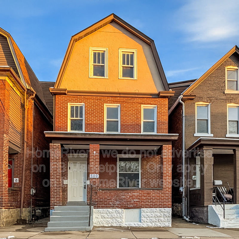 Rankin House: 300 Fleet St