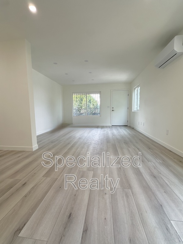 North Hollywood Condo: 6731 Troost Ave