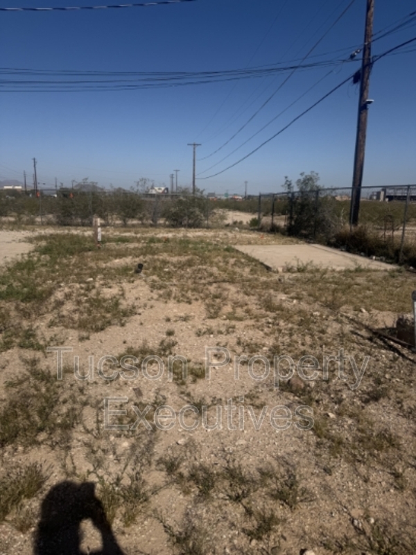 Tucson Condo: 1951 East Benson Highway - Pad-1