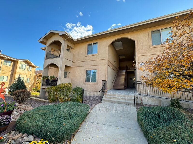 Colorado Springs House: 1570 Little Bear Creek Point