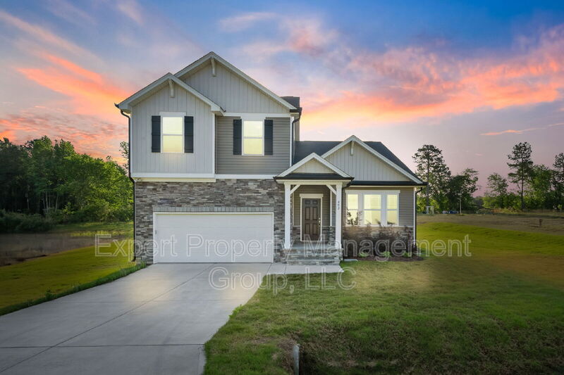 Modern 2023 Build | 2,200+ Sq Ft | Main-Level Primary | Loft + 2-Car Garage | Cul-De-Sac Lot