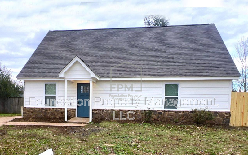 Memphis House: 3851 Selden Cove