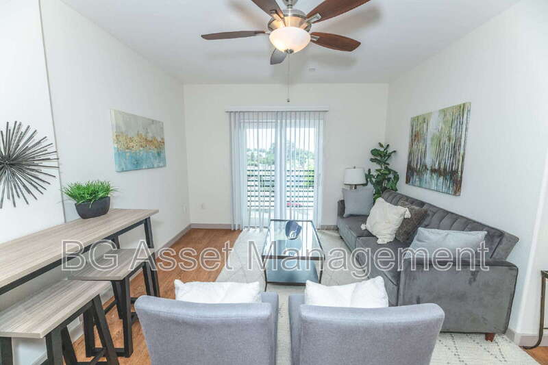 Oakland Condo: 1459 MacArthur Blvd
