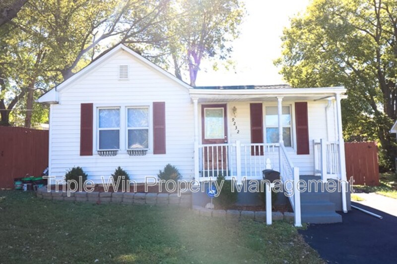 Breckenridge Hills House: 9232 Bristol Ave.