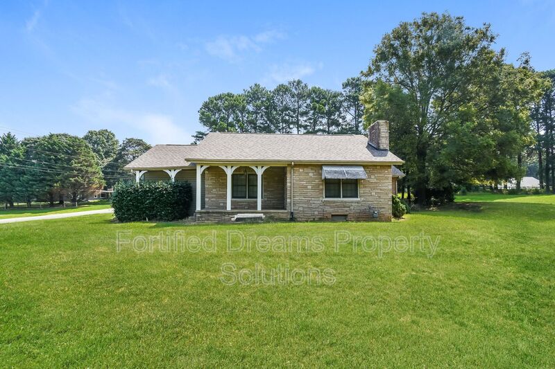 Liberty House: 633 S. Greensboro St