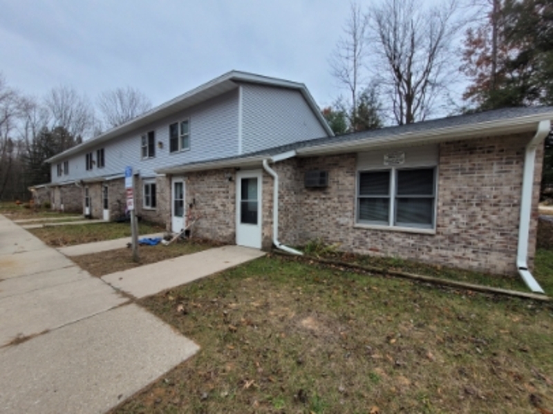 Suring Condo: 406 North Barkman Street - 5