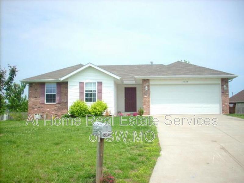 Battlefield House: 5320 S Hutchinson Ct