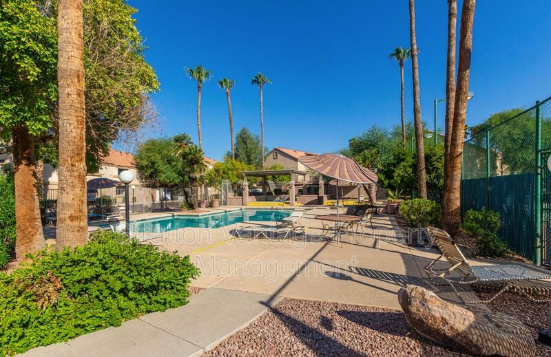 Chandler House: 1287 N Alma School Rd