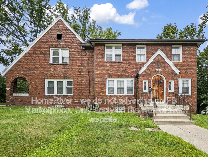 Pittsburgh Townhome: 3025 Norwood Ave