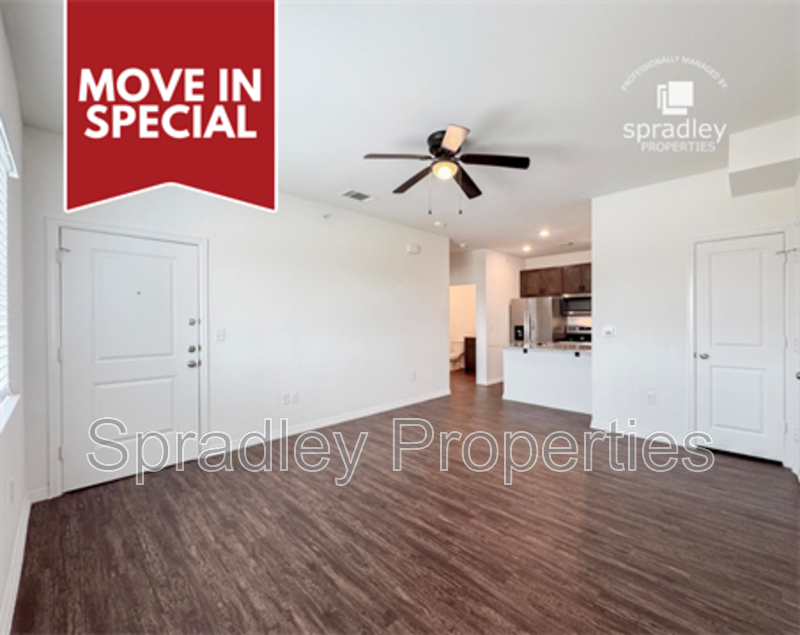 Belton Condo: 1124 W Ave O