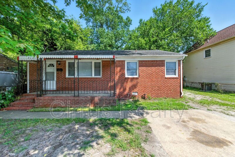 Hampton House: 2113 Victoria Blvd