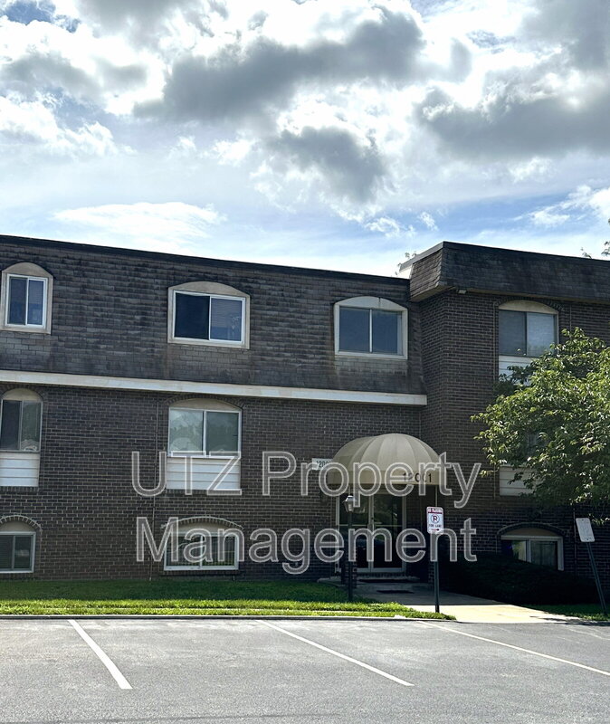Reisterstown Condo: 12001 Tarragon Road