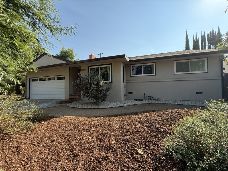 Citrus Heights House: 7000 Dudley St