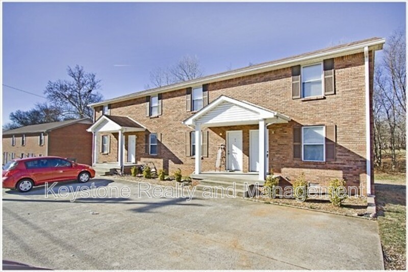 Unit C
Clarksville Townhome: 3272 Tower Drive