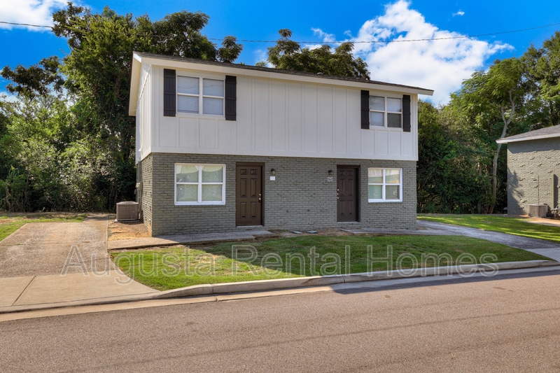 Augusta Condo: 2511 Cascade Drive - 1A