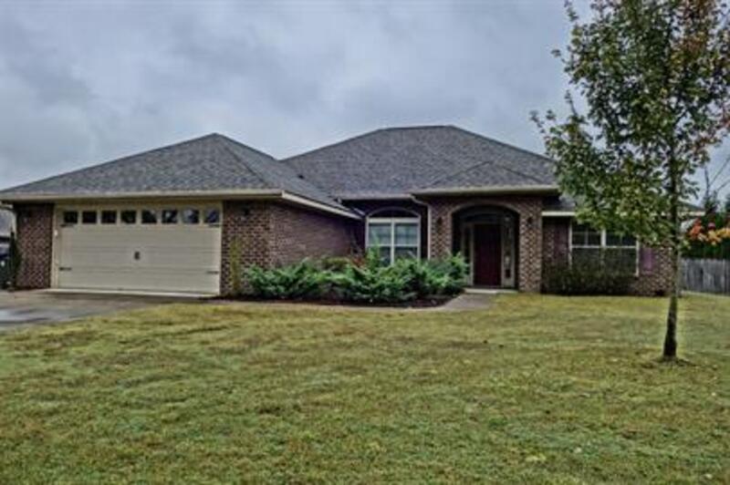 Owens Cross Roads House: 175 Lyons Road