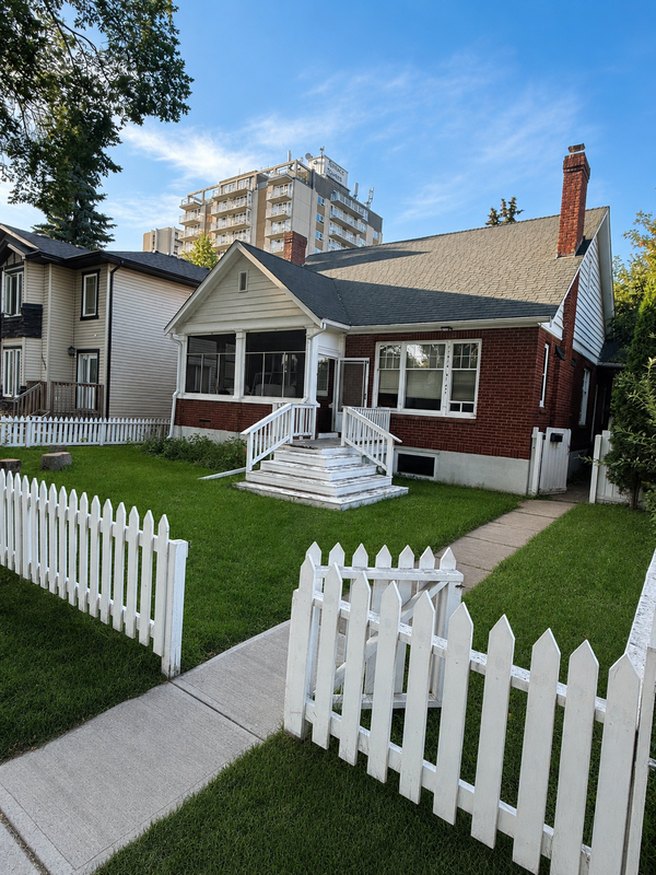 Edmonton House: 11010 81 Avenue Northwest