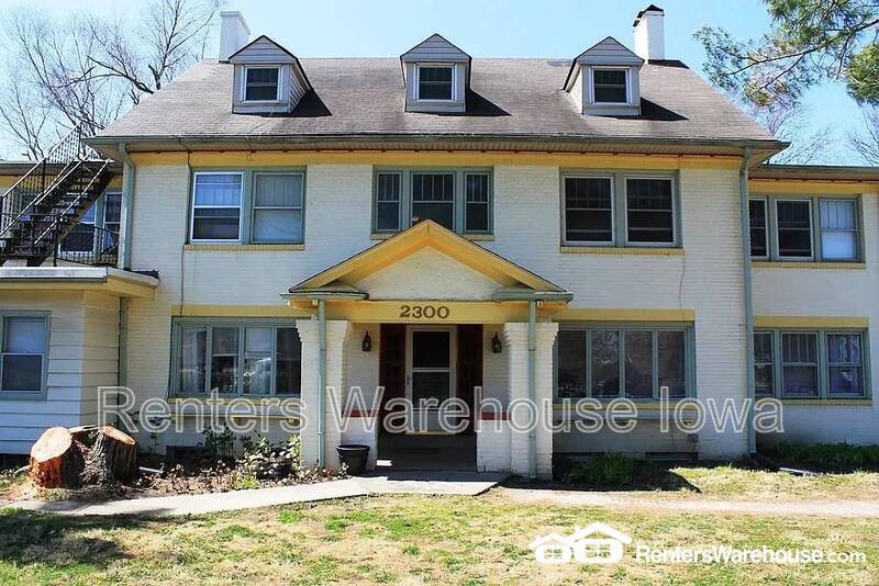 Des Moines Condo: 2300 Beaver Ave