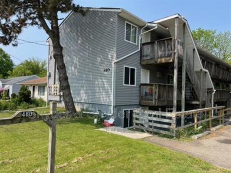 Akron House: 480 Massillon Road