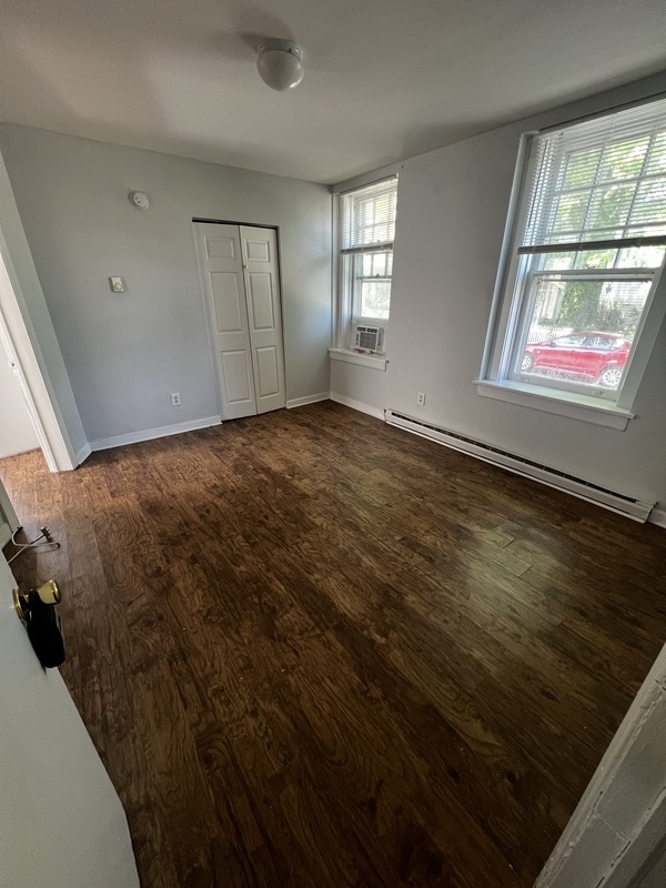 Hopewell Condo: 1022 Maplewood ave