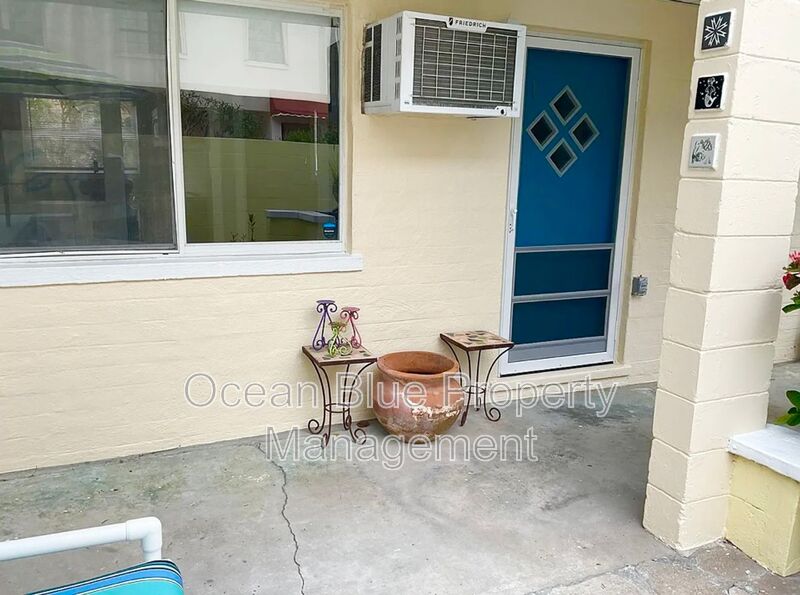 St. Pete Beach Condo: 664 76th Avenue
