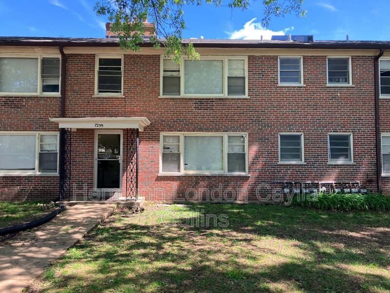 Saint Louis House: 7259 Pasadena Blvd
