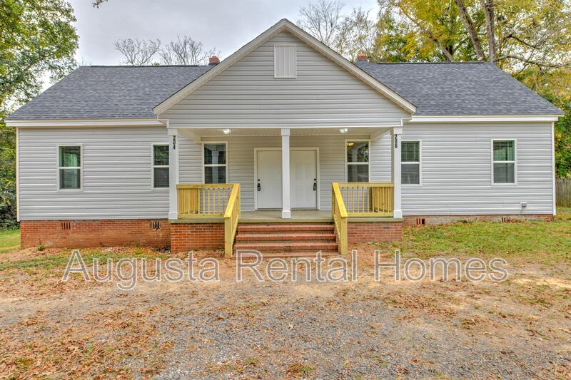 Jackson Condo: 206 North Hankinson Street