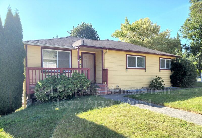 Lake Stevens House: 10914 Willow Road