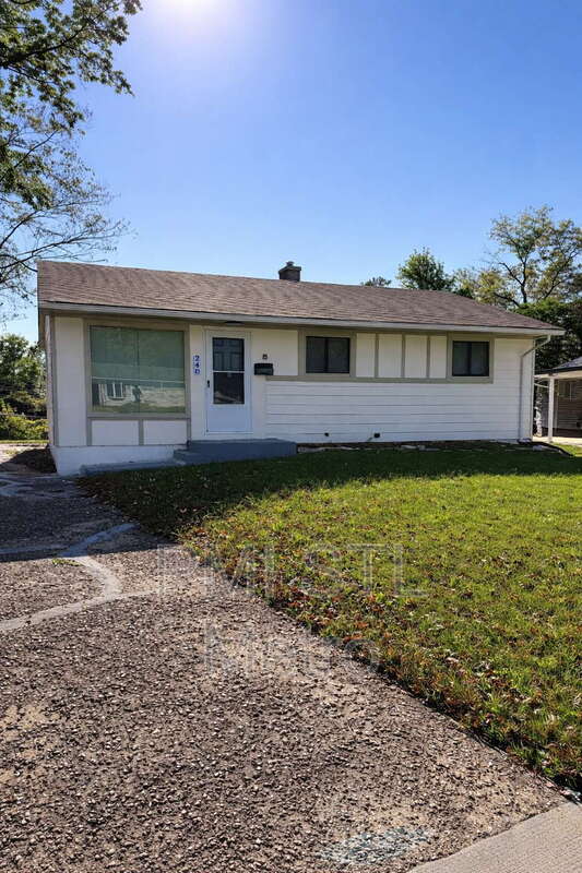 St. Louis House: 240 Mcalpine Drive