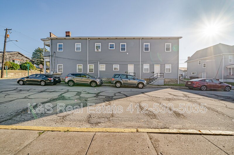 Belle Vernon Condo: 507 Short Street - 1