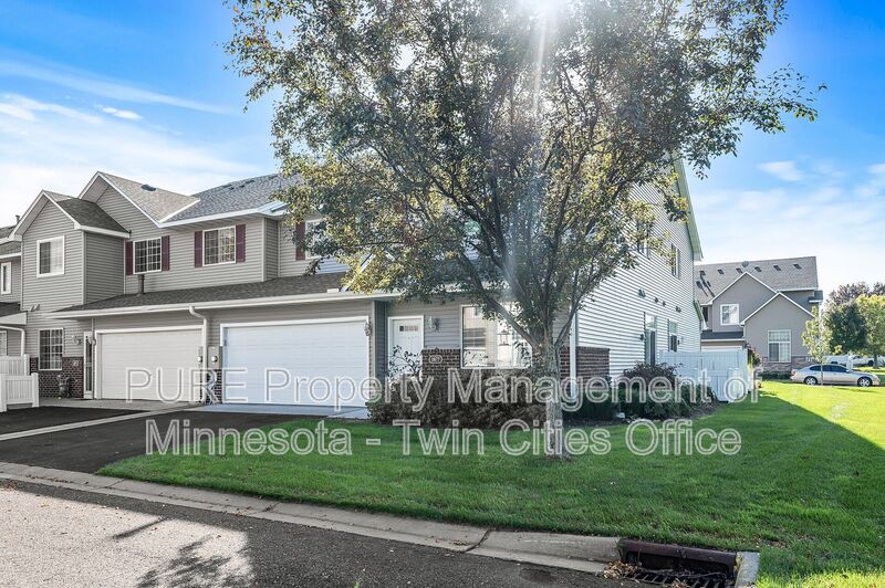 Blaine Townhome: 1877 111th Ave NE