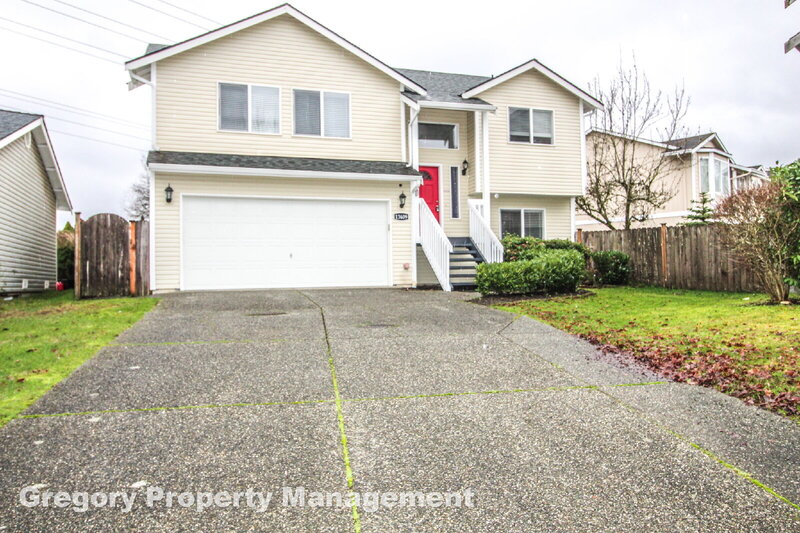 Snohomish House: 13609 46th Ave SE