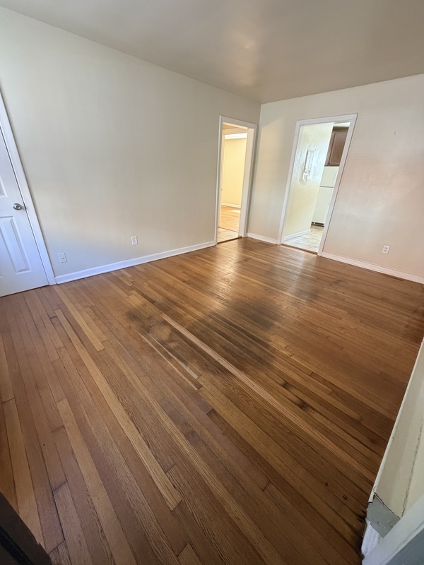 Richmond Condo: 2603 5th Ave