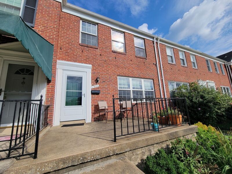 Towson Townhome: 1904 Edgewood Rd