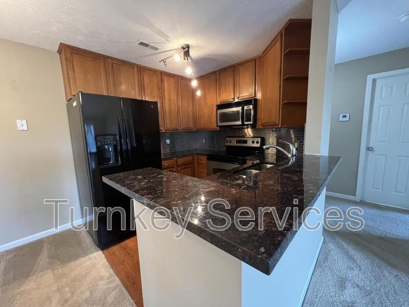 Omaha House: 5016 California St