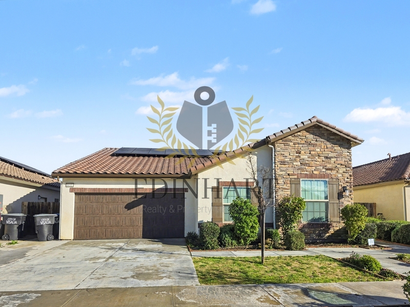 Visalia House: 1132 South Simon Street