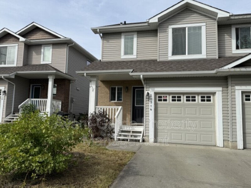 Edmonton House: 21314 46 Ave NW