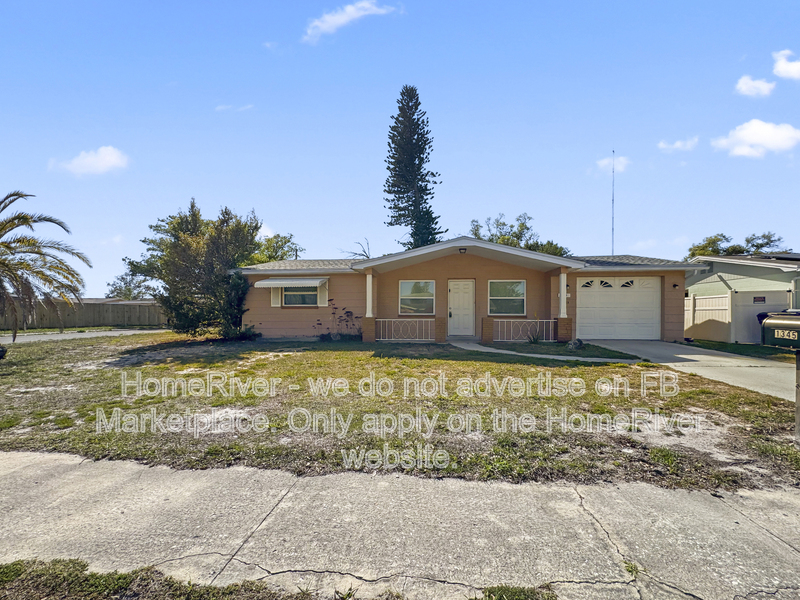 Holiday House: 1345 Maybury Dr