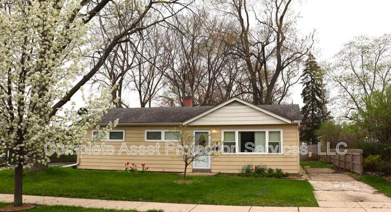 Hammond House: 7728 Catalpa Ave