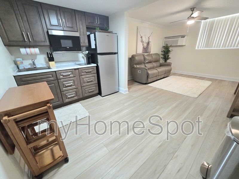 Pensacola Condo: 201 S Stillman St
