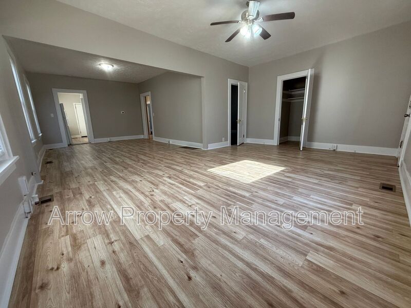 Lincoln Condo: 125 South 28th Street