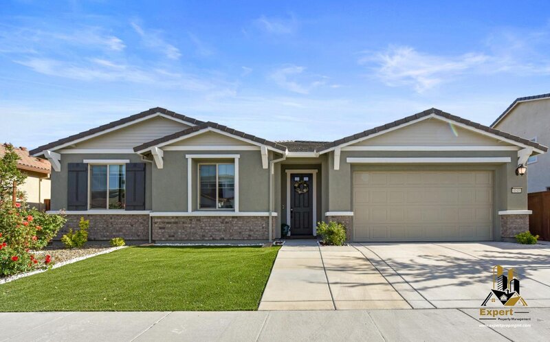 Roseville House: 4040 Swing Way