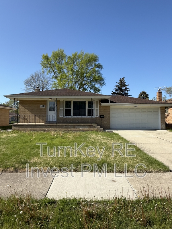 Lansing House: 3444 173rd Place