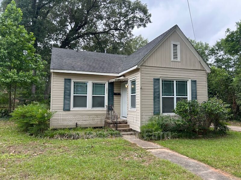 Shreveport House: 3802 Baltimore Ave