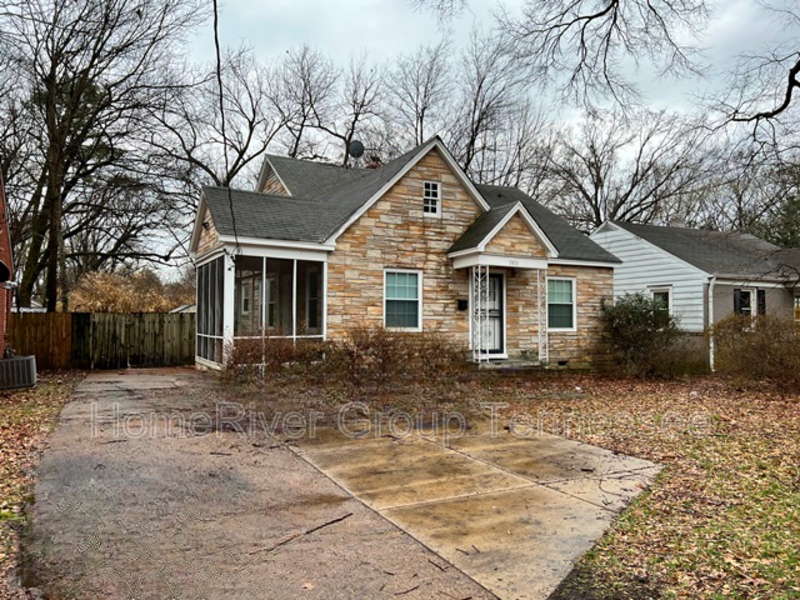 Request a Viewing for 3831 Tutwiler Ave Tenant Turner