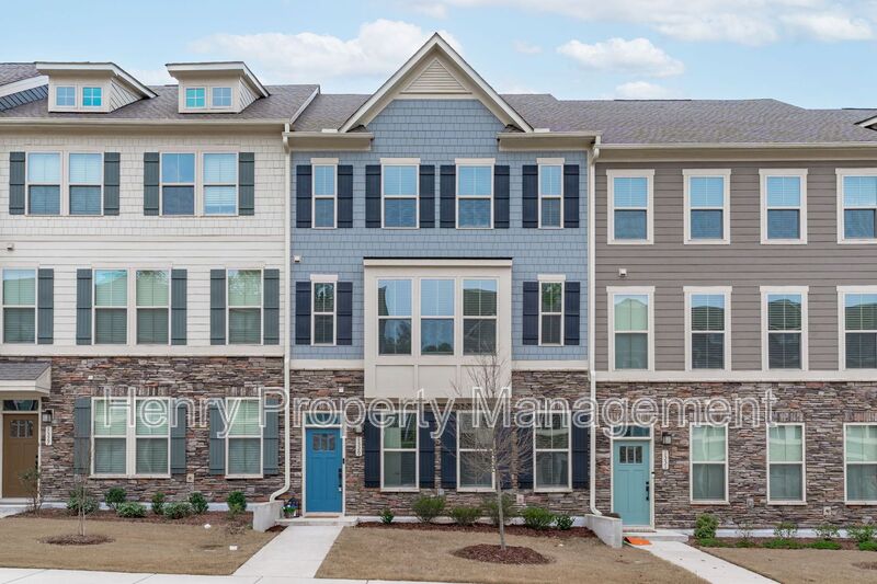 Cary House: 1329 Channing Park Circle